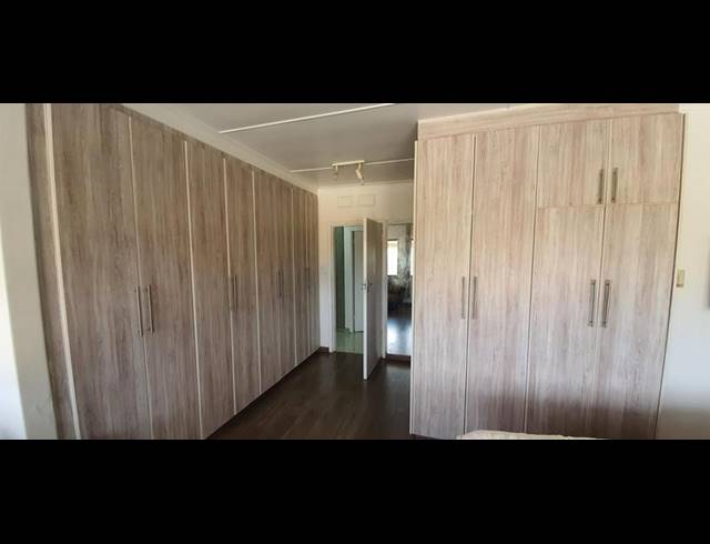 5 BEDROOM HOUSE FOR SALE IN EVEREST HEIGHTS